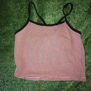 ✨FOREVER 21 CROP TOP✨